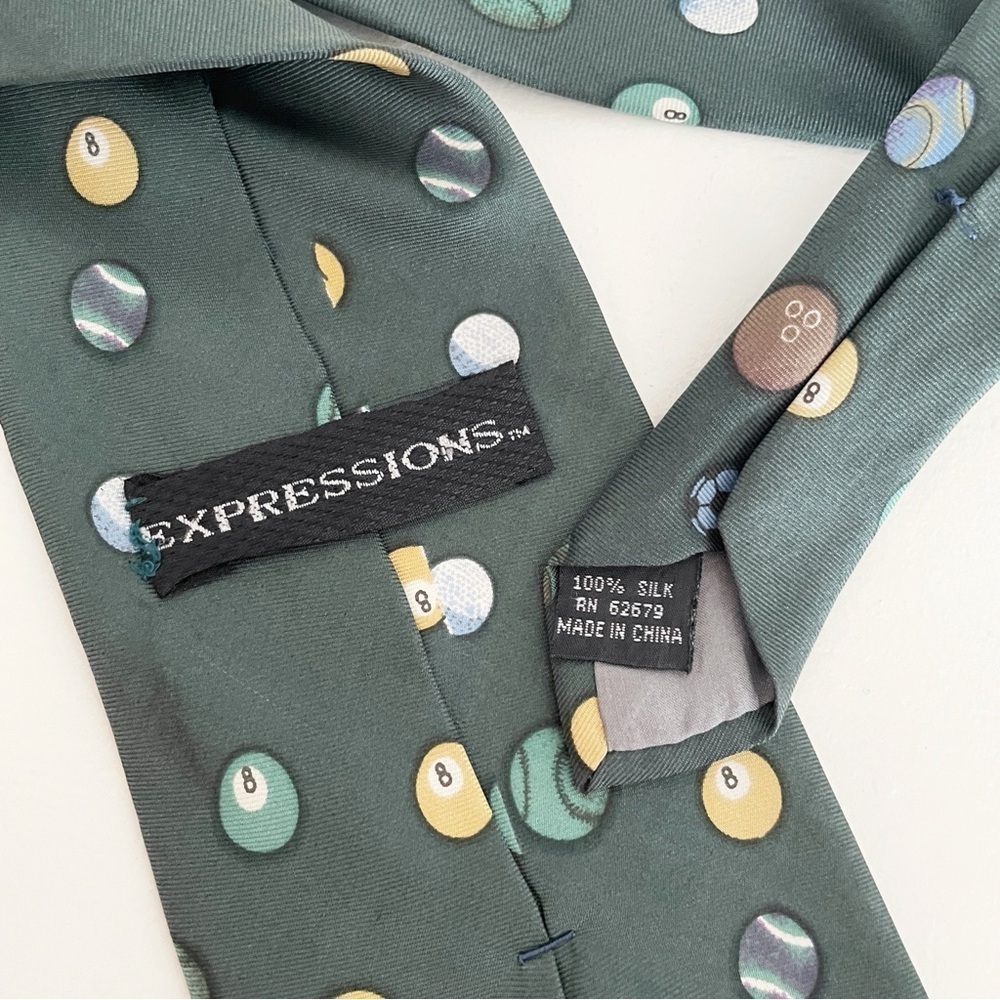 Vintage Expressions Silk Novelty Tie Pool Sports Football Soccer Bowling Ball - Picture 4 of 12
